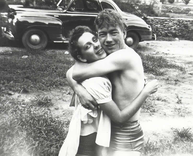 Pop and Granny on their honeymoon Pop and Granny on their honeymoon